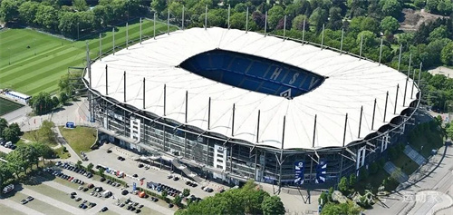 欧洲杯小组赛收官，16强对阵出炉，一起来看欧洲杯——汉堡人民公园球场